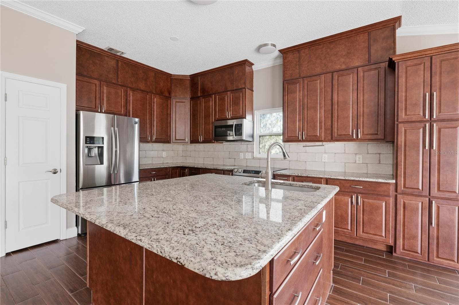 Kitchen - 1680 LADY SLIPPER CIR, ORLANDO
