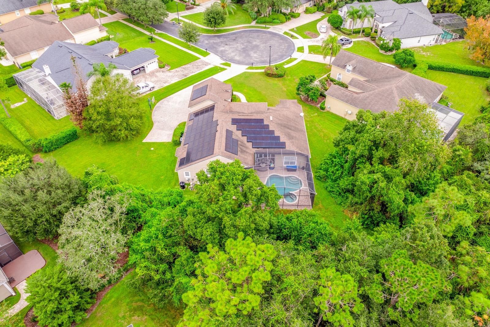 FULLY PAID OFF TESLA SOLAR SYSTEM with FOUR POWERWALLS! - 609 VIANA CT, WINTER SPRINGS