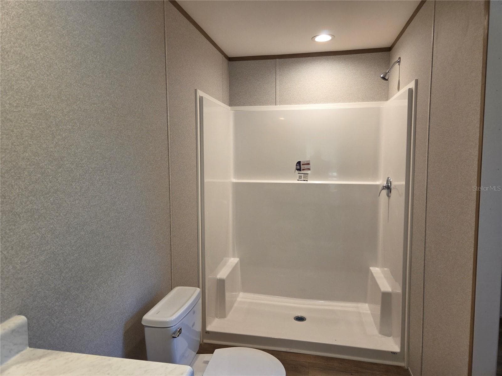 Manufactured Home at 1110 NE 122ND AVE, WILLISTON, photo 16 of 24
