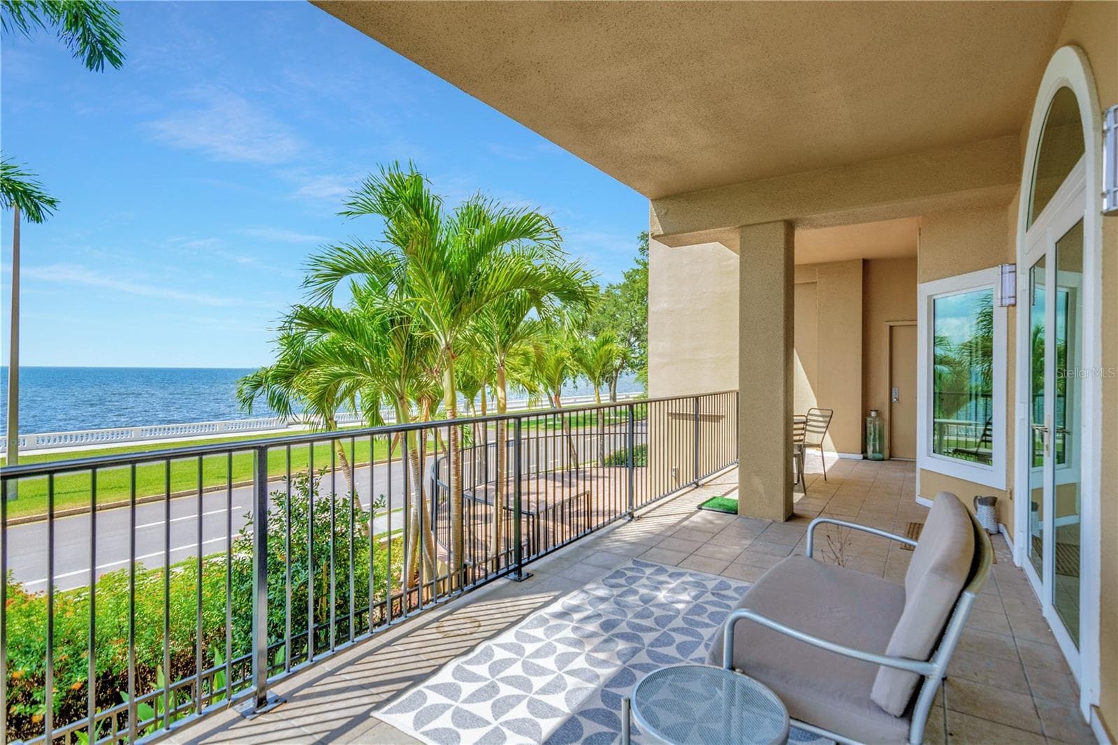 Condominium at 2419 BAYSHORE BLVD #2N, TAMPA, photo 2 of 40