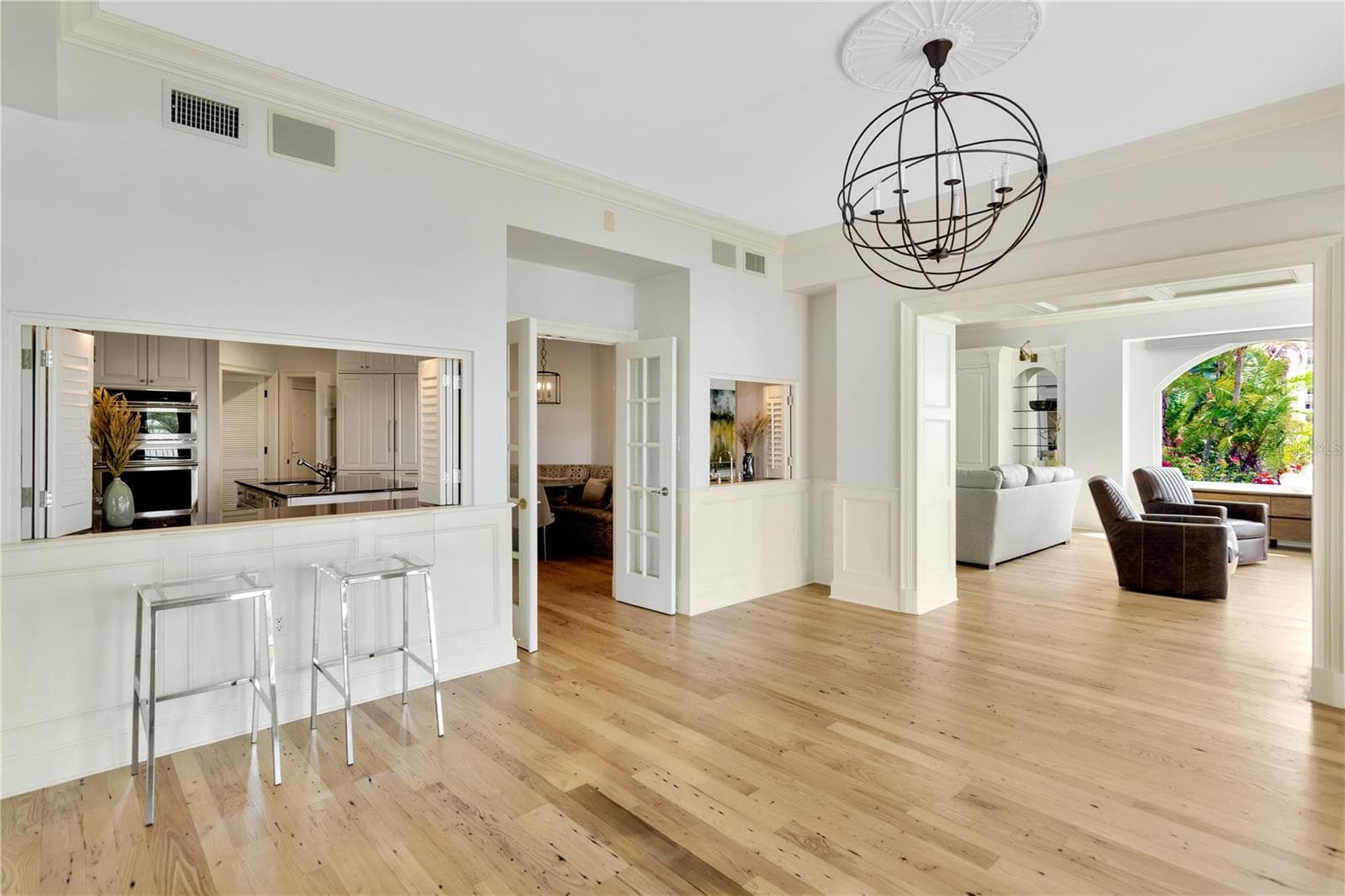 Condominium at 2419 BAYSHORE BLVD #2N, TAMPA, photo 10 of 40
