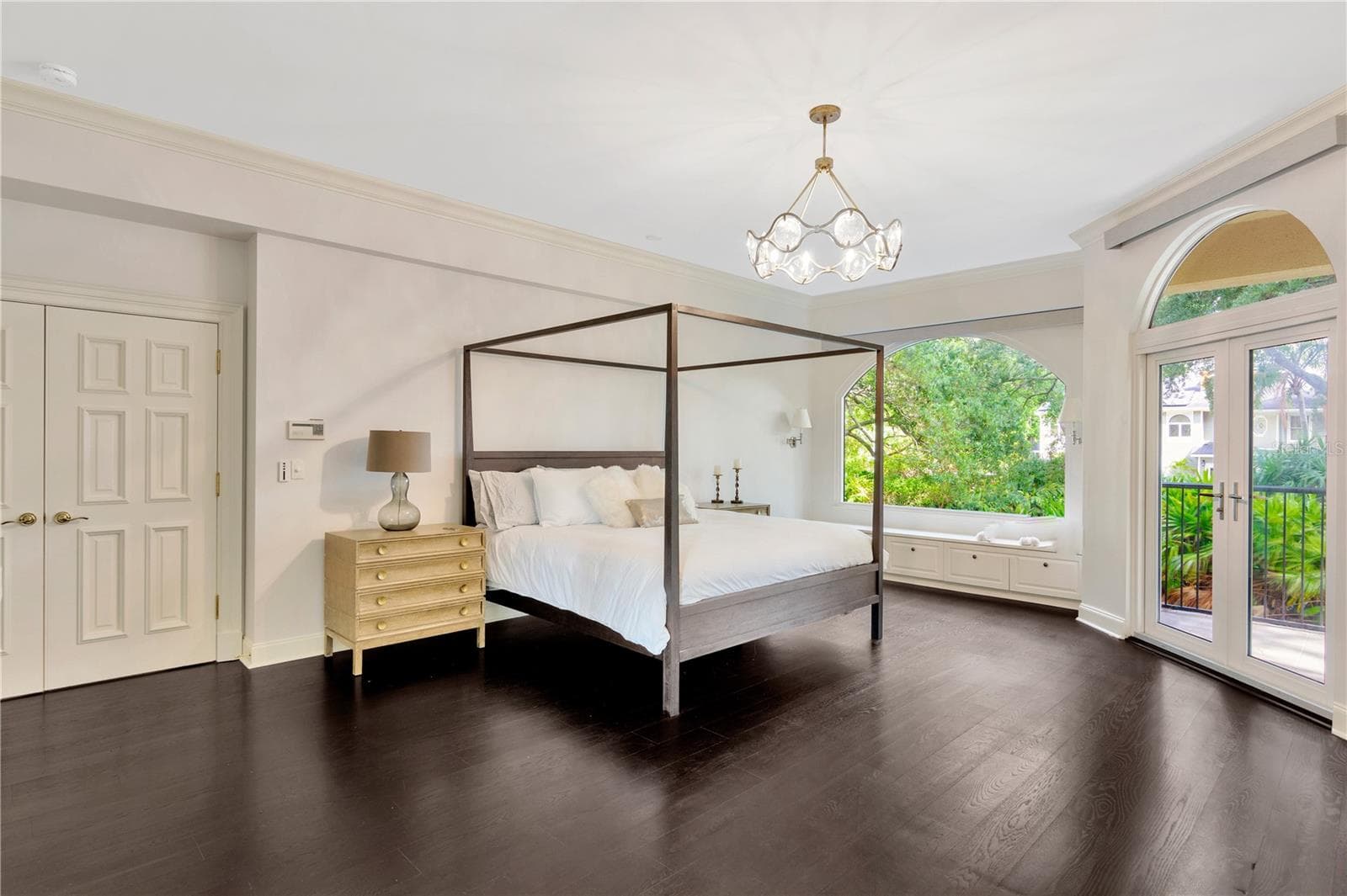 Condominium at 2419 BAYSHORE BLVD #2N, TAMPA, photo 14 of 40