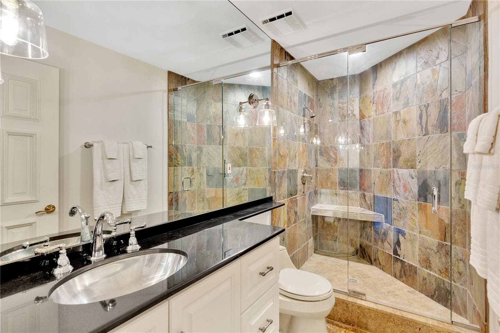 Condominium at 2419 BAYSHORE BLVD #2N, TAMPA, photo 24 of 40