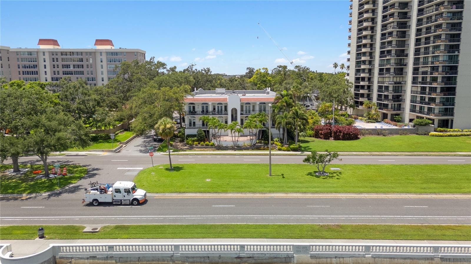 Condominium at 2419 BAYSHORE BLVD #2N, TAMPA, photo 35 of 40