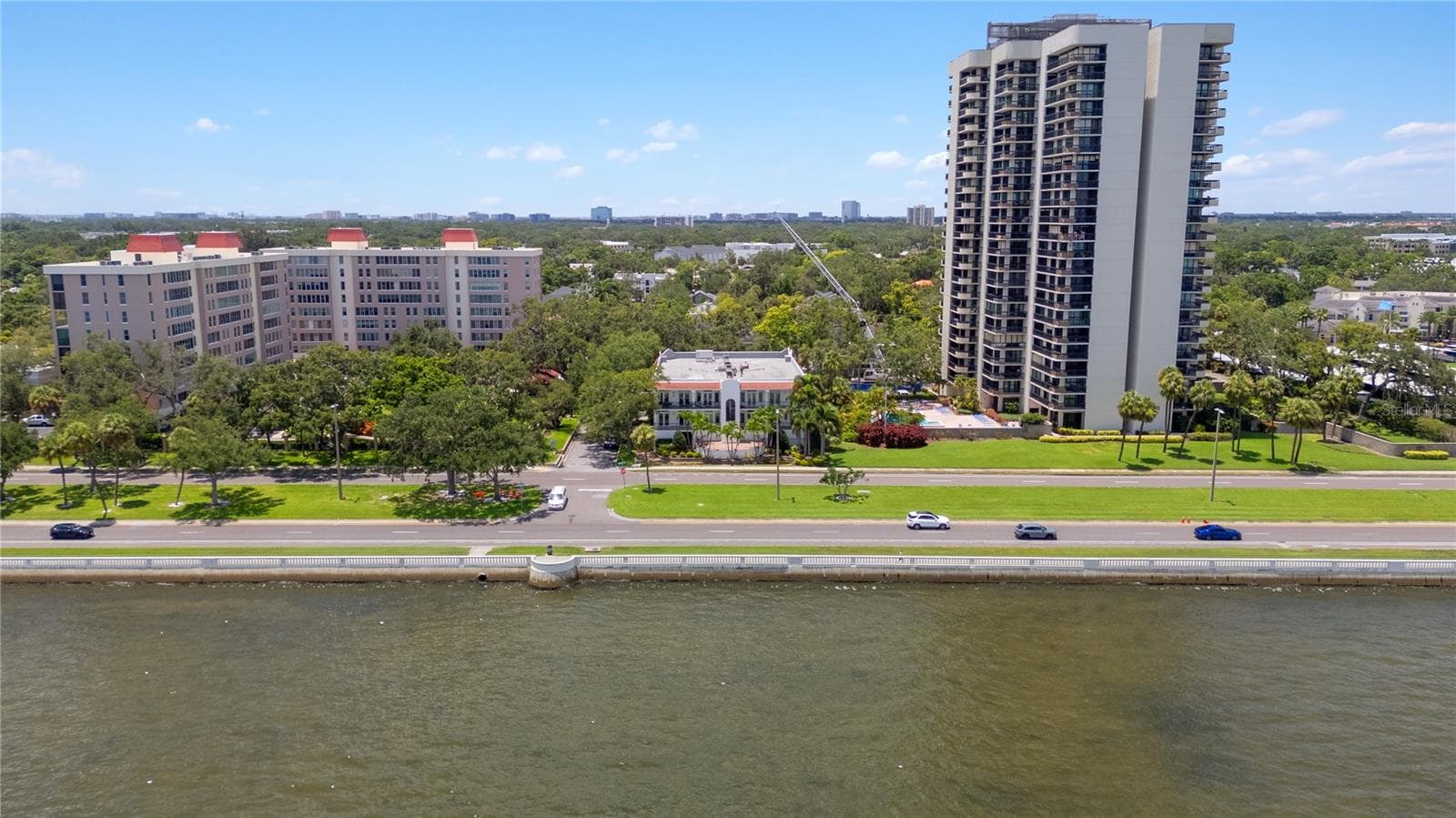 Condominium at 2419 BAYSHORE BLVD #2N, TAMPA, photo 36 of 40
