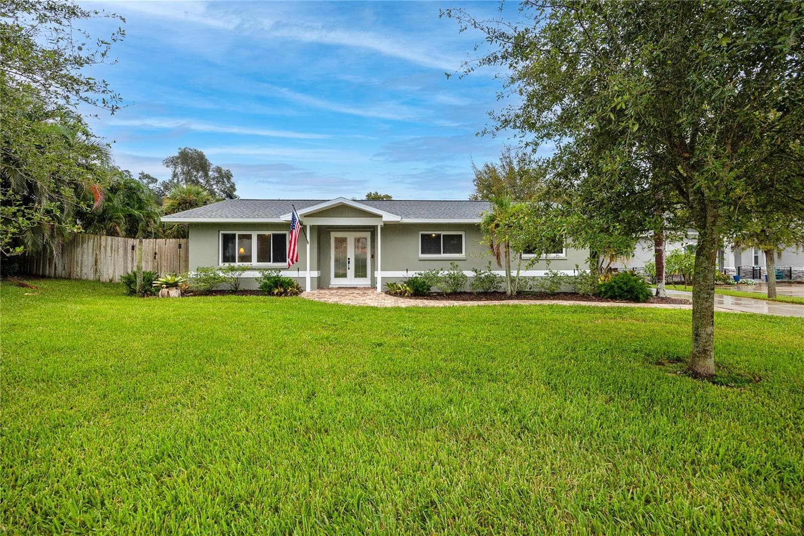 Single Family Residence at 902 ROBIN AVE, PALM HARBOR, photo 2 of 53