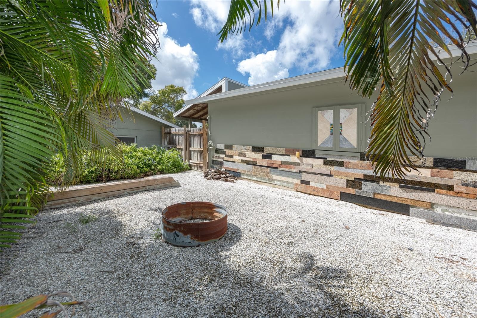 Single Family Residence at 902 ROBIN AVE, PALM HARBOR, photo 43 of 53