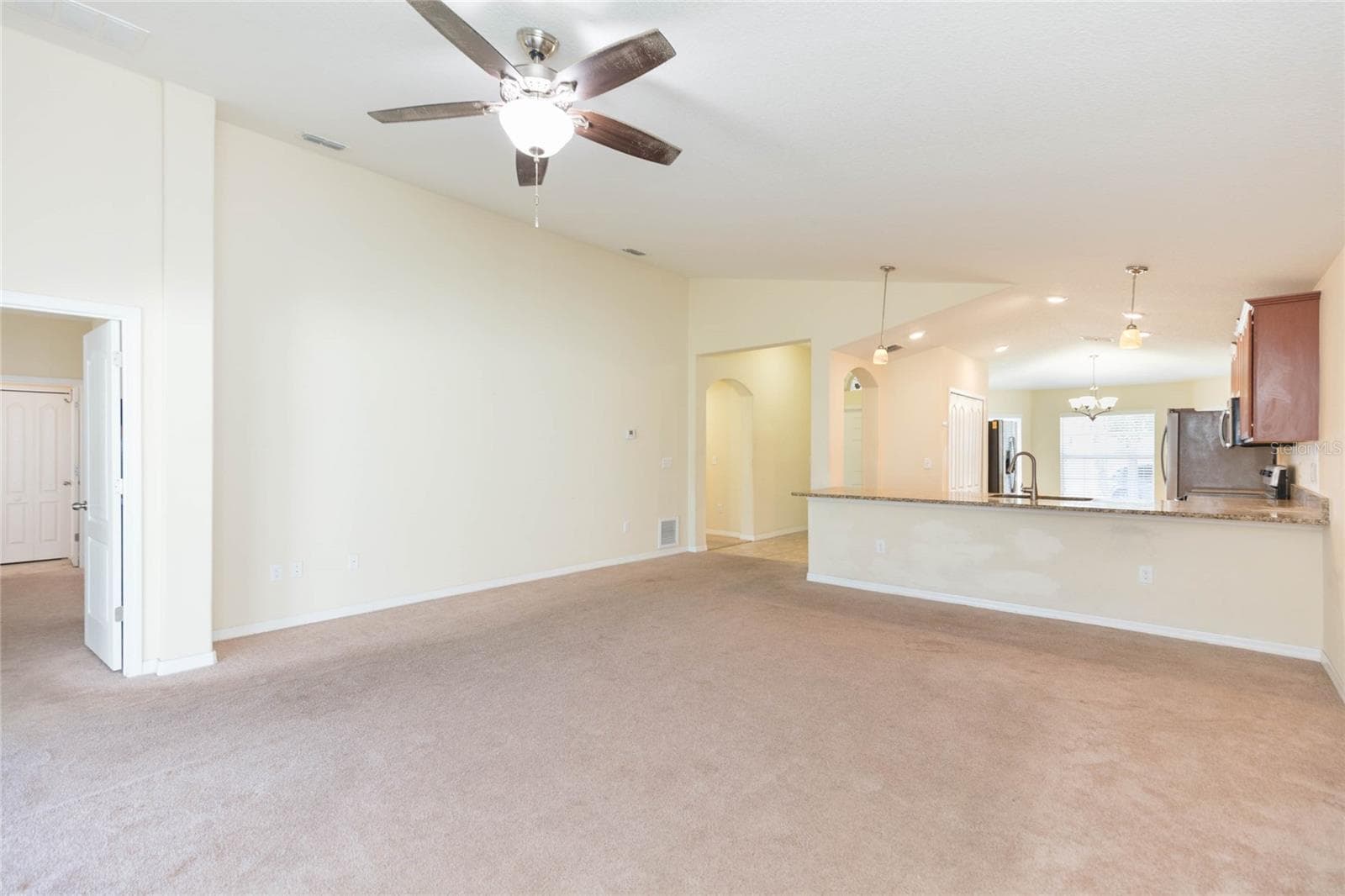 Single Family Residence at 15406 DAKOTA SKY PL, RUSKIN, photo 8 of 42