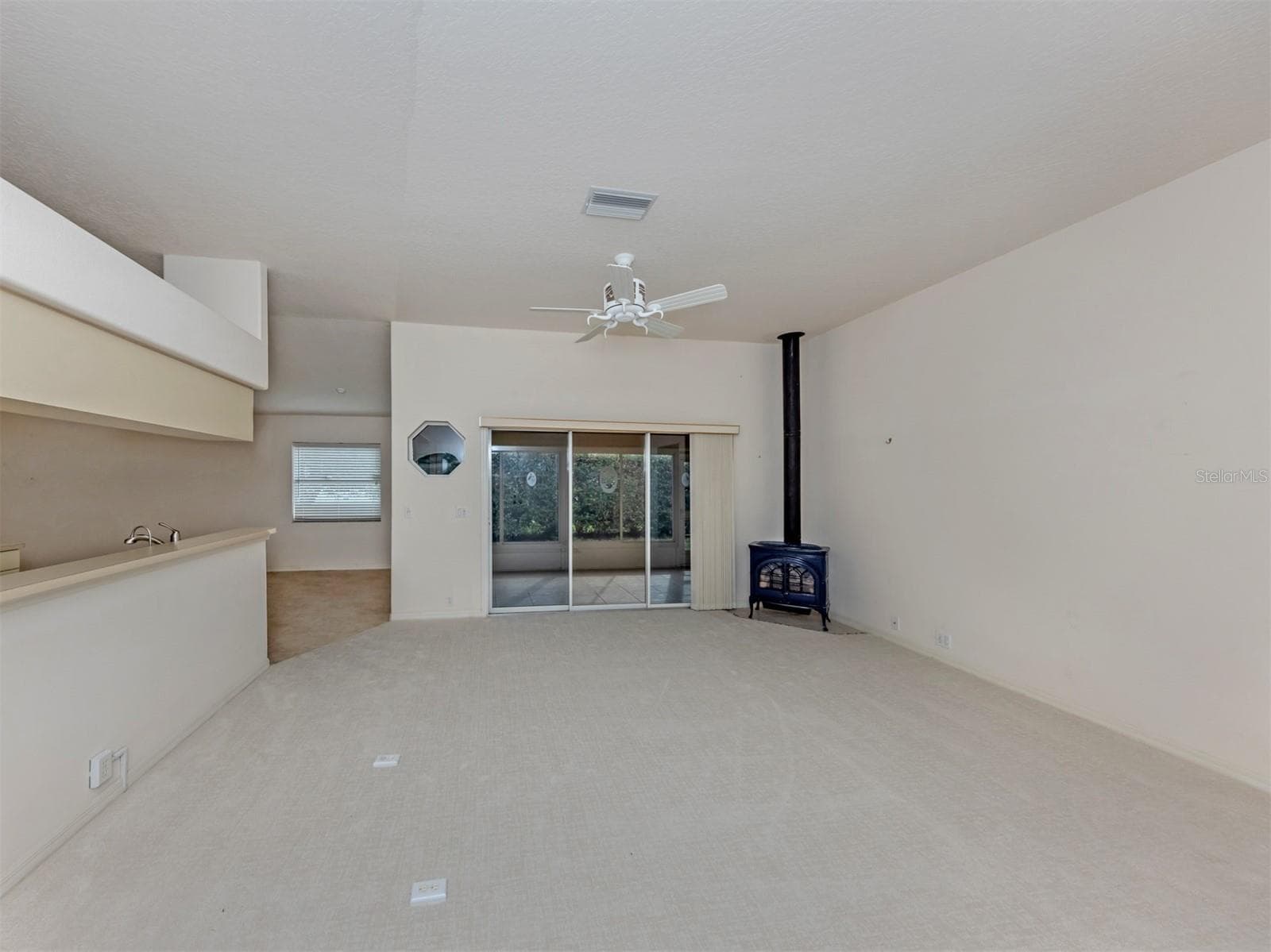 Single Family Residence at 5839 MCKINLEY RD, VENICE, photo 4 of 62