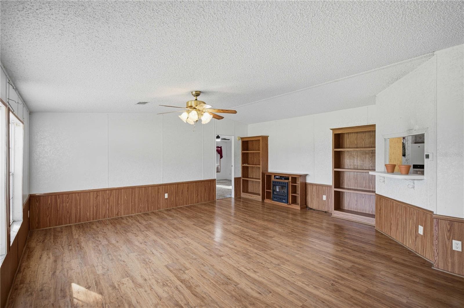 Manufactured Home at 16849 SW 47TH PLACE RD, OCALA, photo 5 of 31