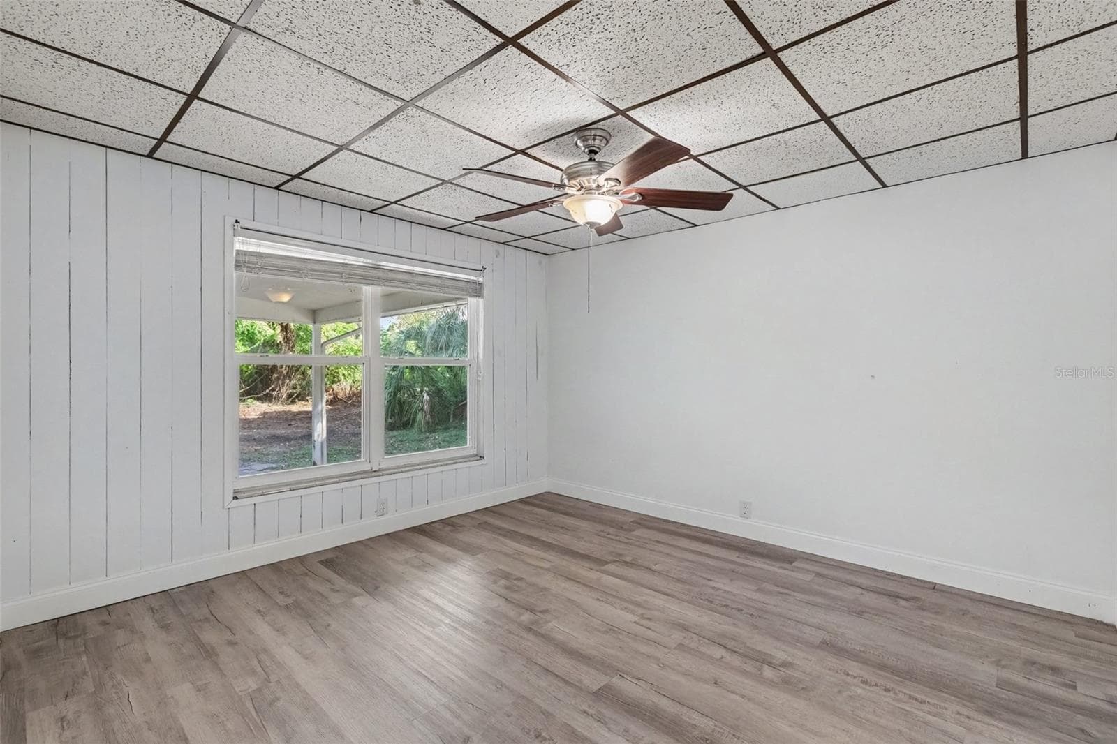 Single Family Residence at 404 E MORGAN ST, BRANDON, photo 19 of 27