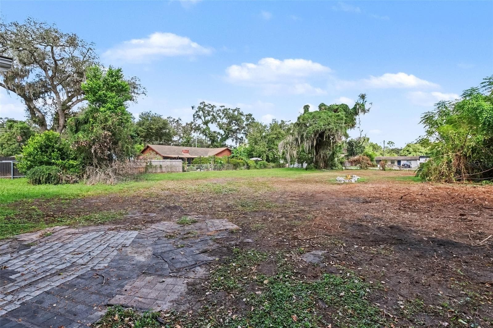 Single Family Residence at 404 E MORGAN ST, BRANDON, photo 24 of 27