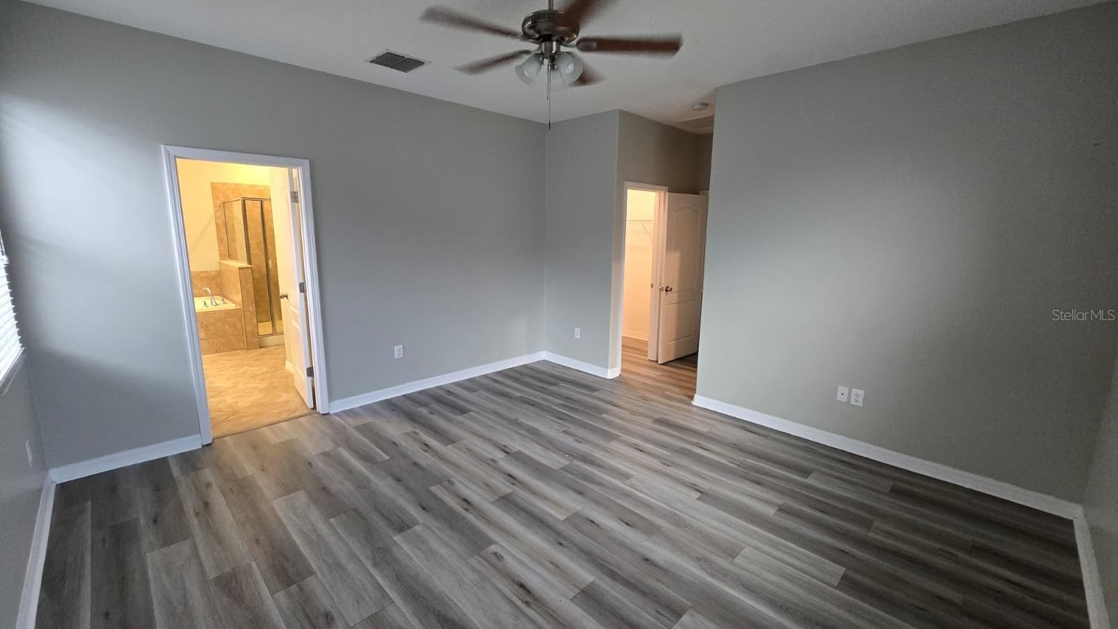 Single Family Residence at 13211 ROYAL PINES AVE, RIVERVIEW, photo 8 of 16