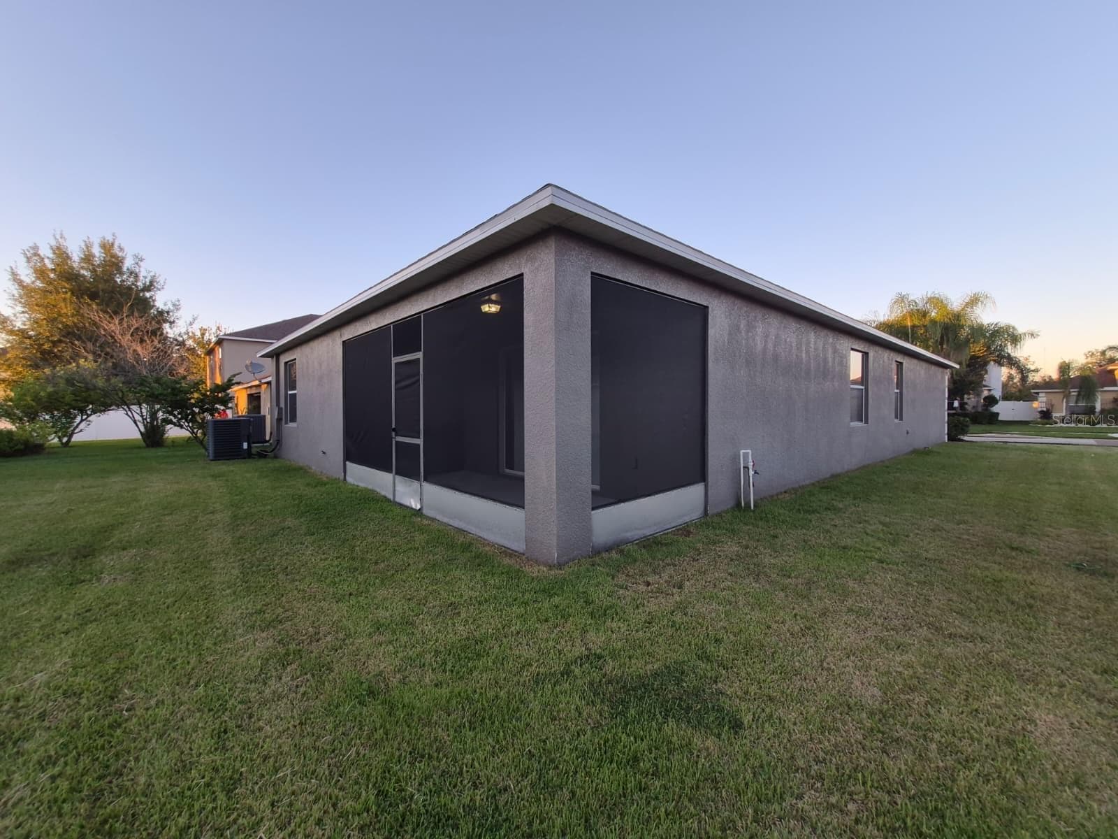 Single Family Residence at 13211 ROYAL PINES AVE, RIVERVIEW, photo 15 of 16