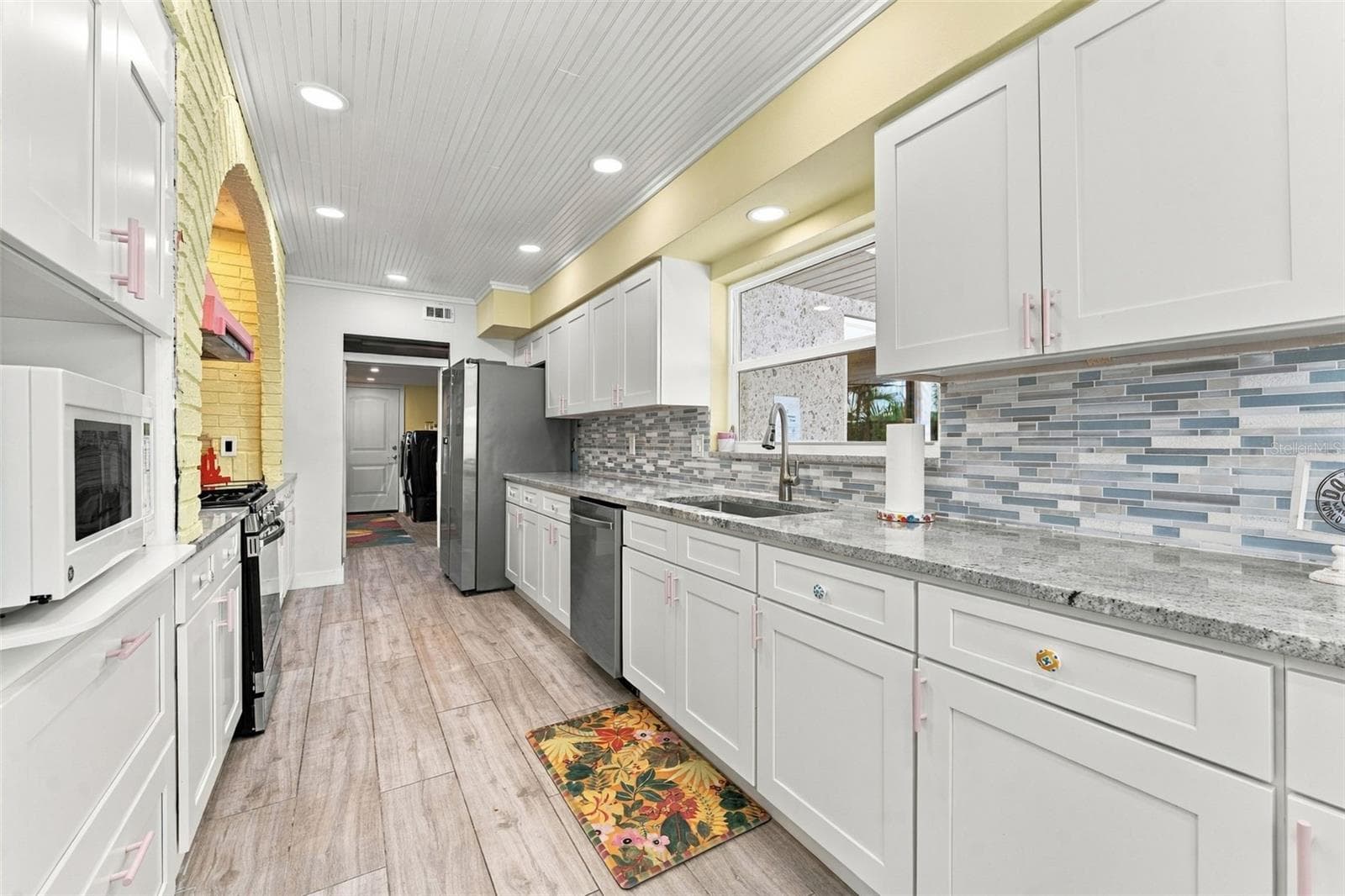 Single Family Residence at 135 HARBOR DR, PALM HARBOR, photo 16 of 75