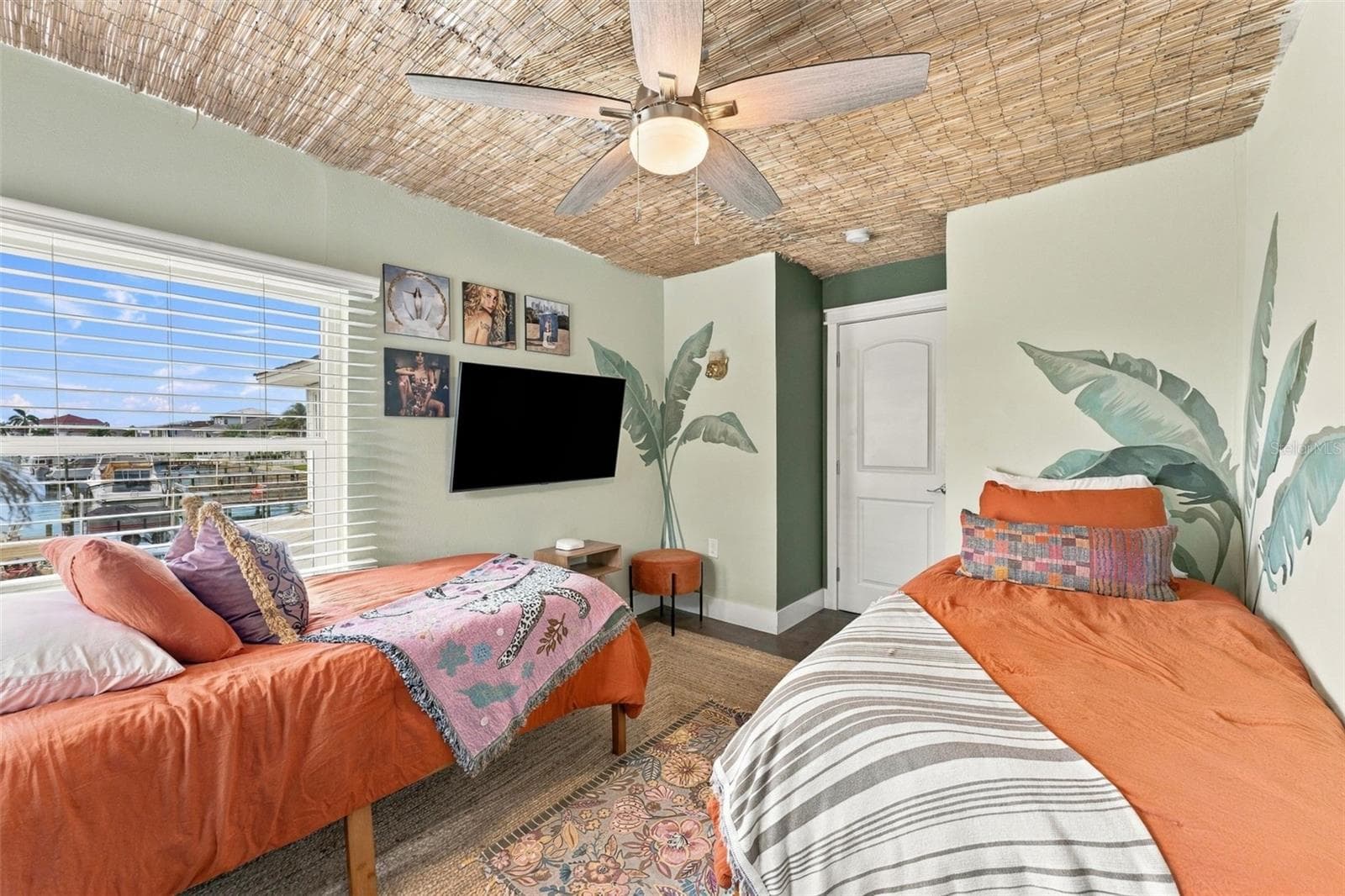Single Family Residence at 135 HARBOR DR, PALM HARBOR, photo 36 of 75