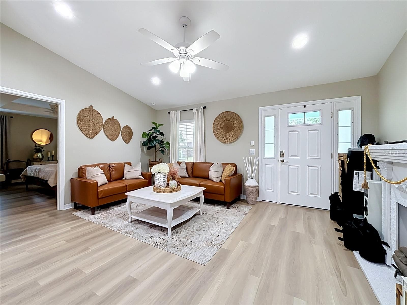 Single Family Residence at 221 AVENUE P NW, WINTER HAVEN, photo 5 of 50