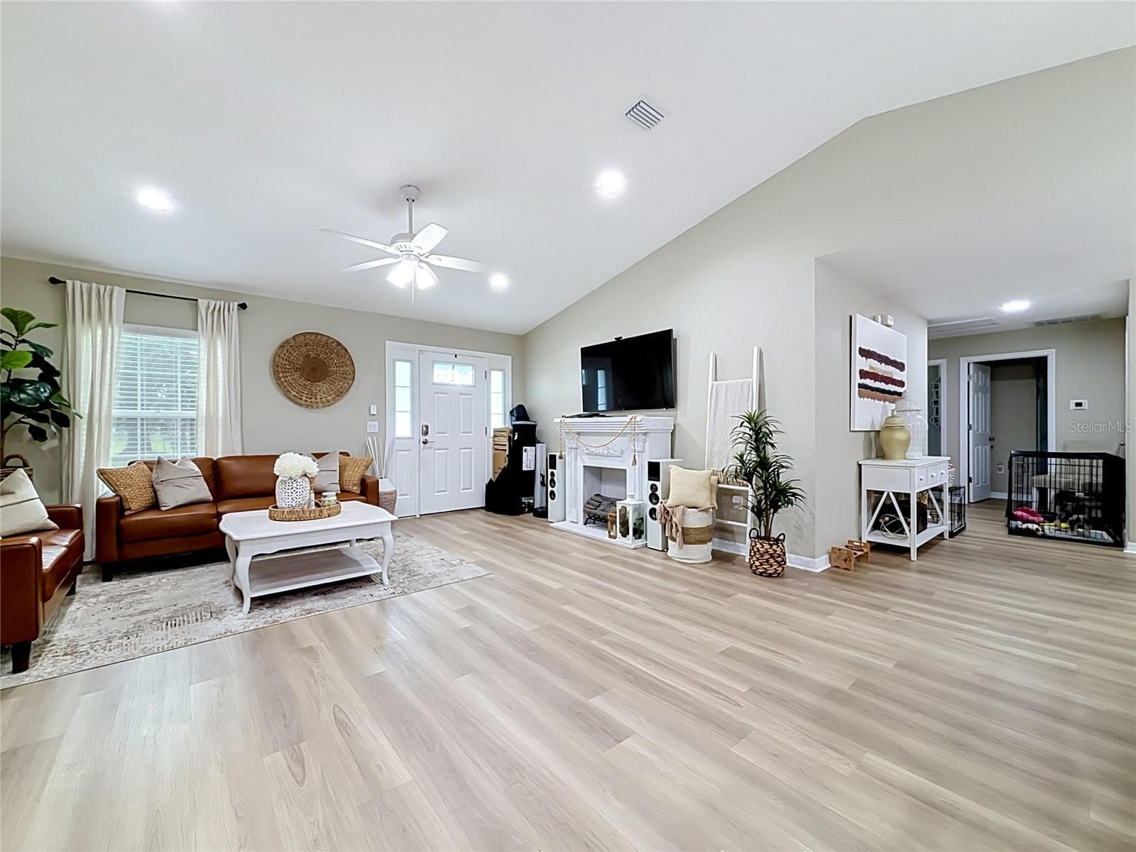 Single Family Residence at 221 AVENUE P NW, WINTER HAVEN, photo 9 of 50
