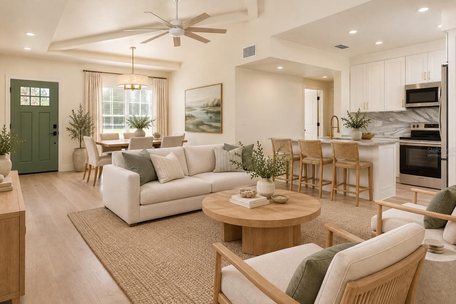Virtually staged - 4711 W EL PRADO BLVD, TAMPA