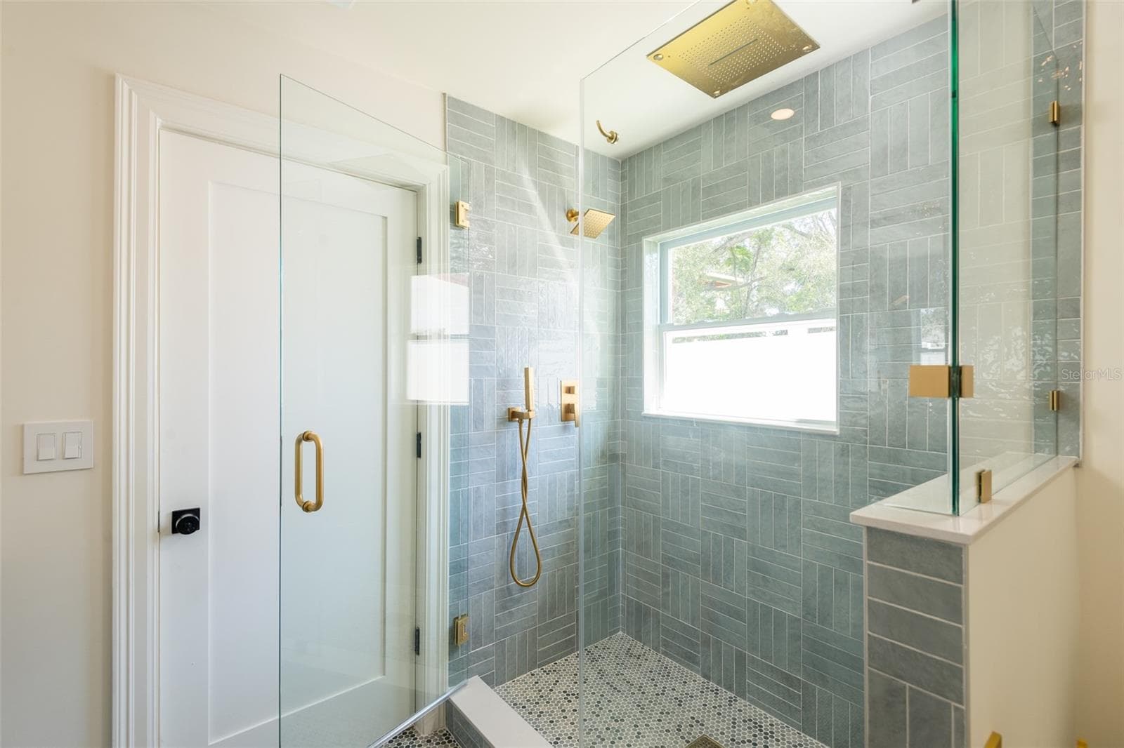 Single Family Residence at 4711 W EL PRADO BLVD, TAMPA, photo 17 of 32