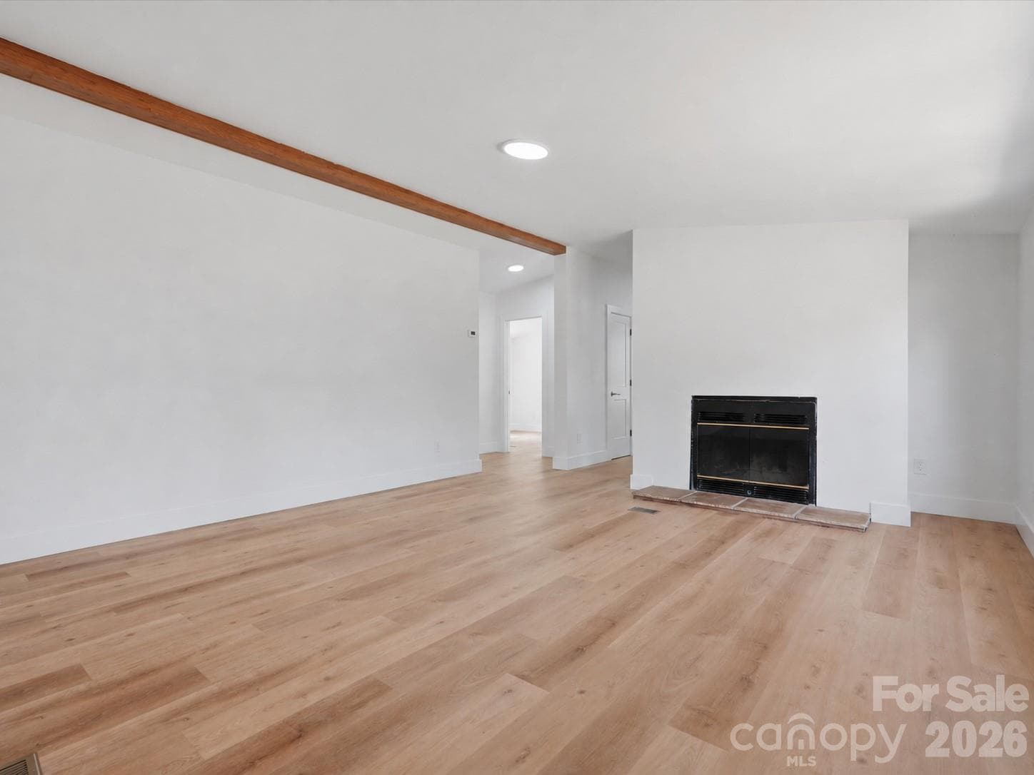 Single Family Residence at 405 Marie Court, York, photo 15 of 22