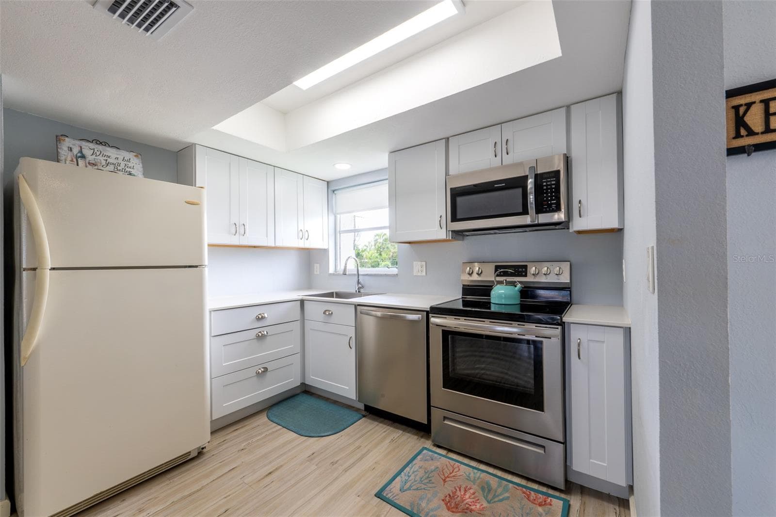 Condominium at 1318 WESLEY DR #124B, PUNTA GORDA, photo 9 of 26