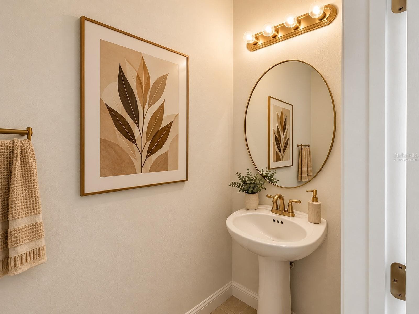 Virtually Staged - 5780 HAVEN TER, NOKOMIS