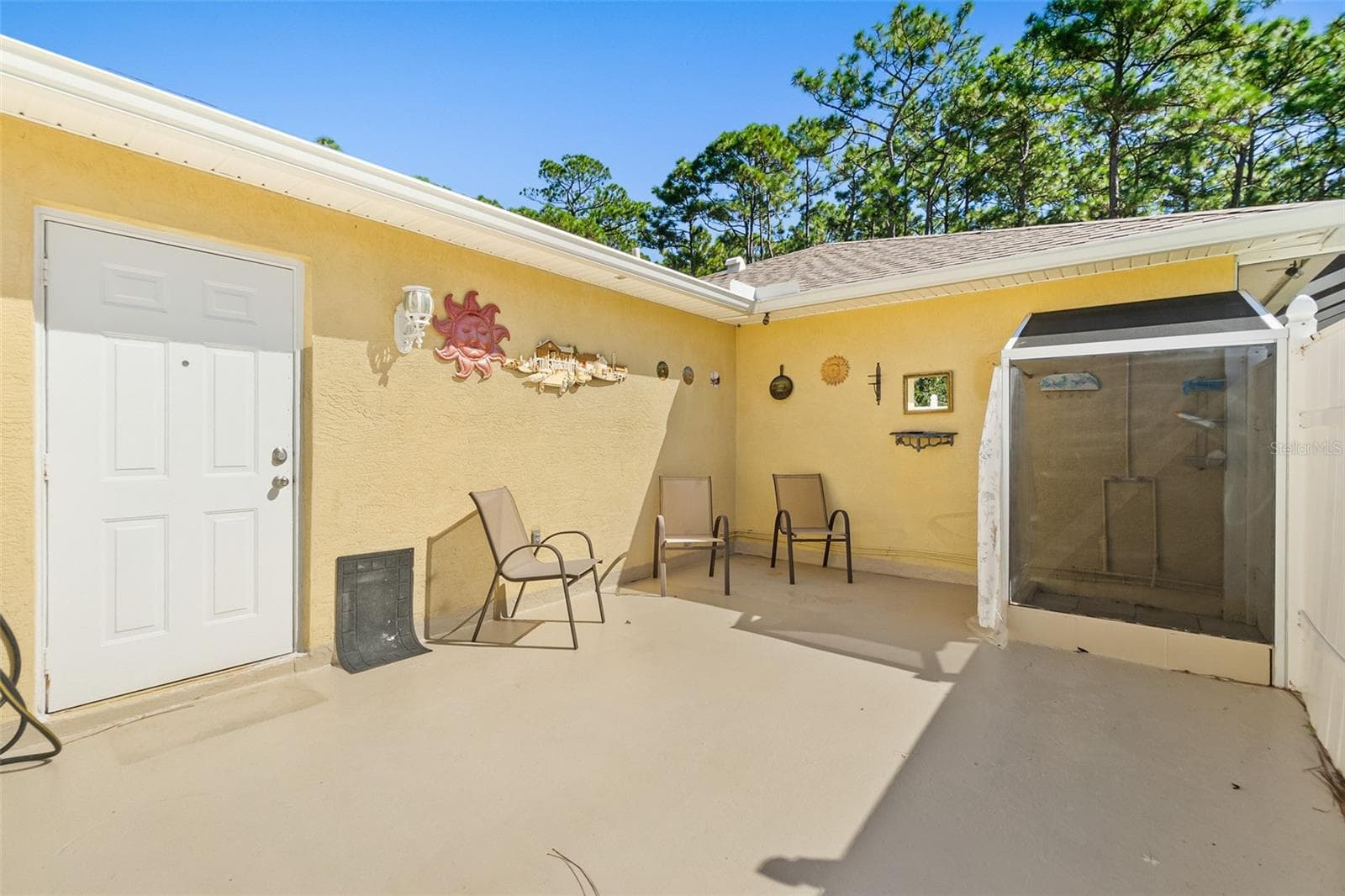 Private Patio & shower - 4 EASTBURY PL, PALM COAST