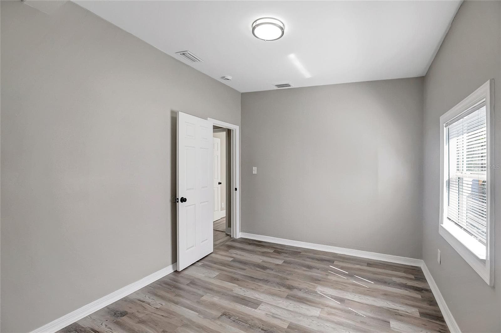 Single Family Residence at 3812 N TAMPA ST, TAMPA, photo 33 of 43