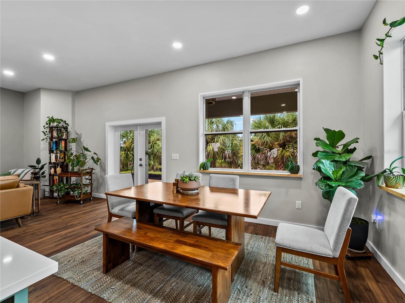 DiningRoom_8163WalbertSt_PortCharlotte_NaturalLight_Wide.jpg - 8163 WALBERT ST, PORT CHARLOTTE