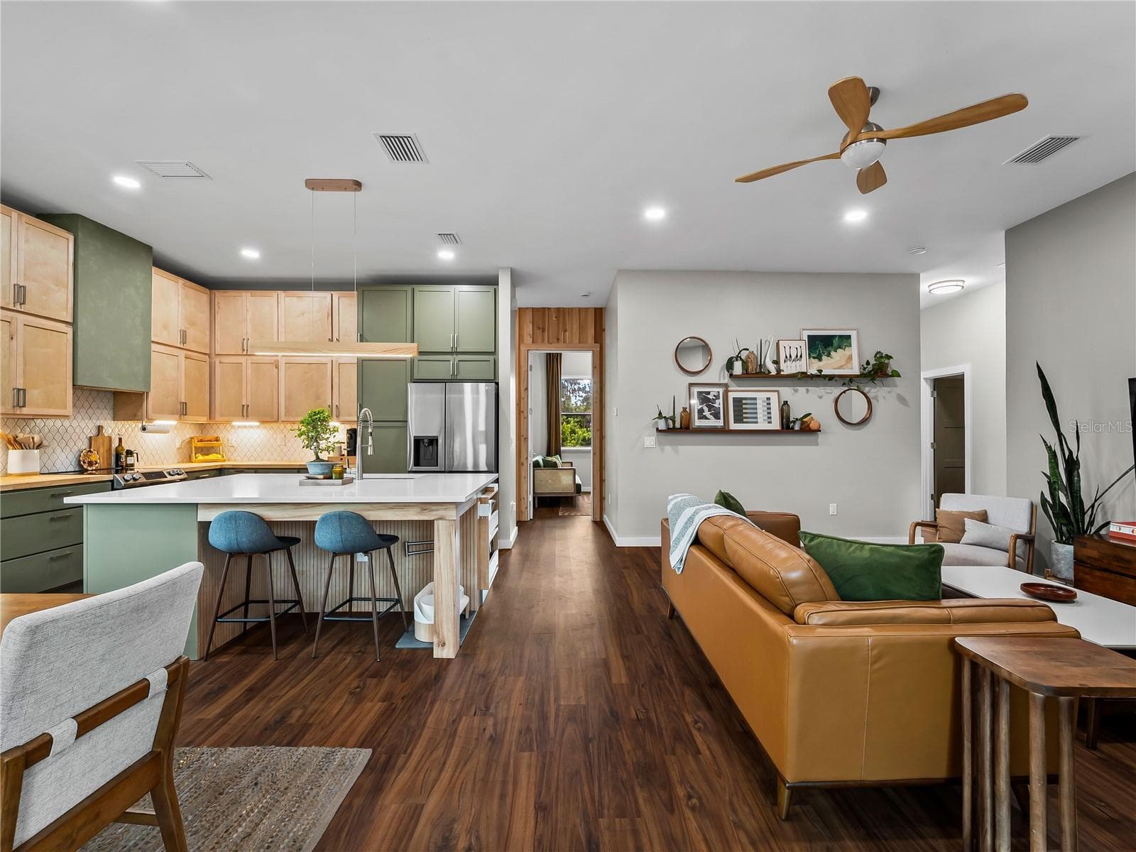 KitchenGreatRoom_8163WalbertSt_PortCharlotte_OpenConcept_Corner.jpg - 8163 WALBERT ST, PORT CHARLOTTE