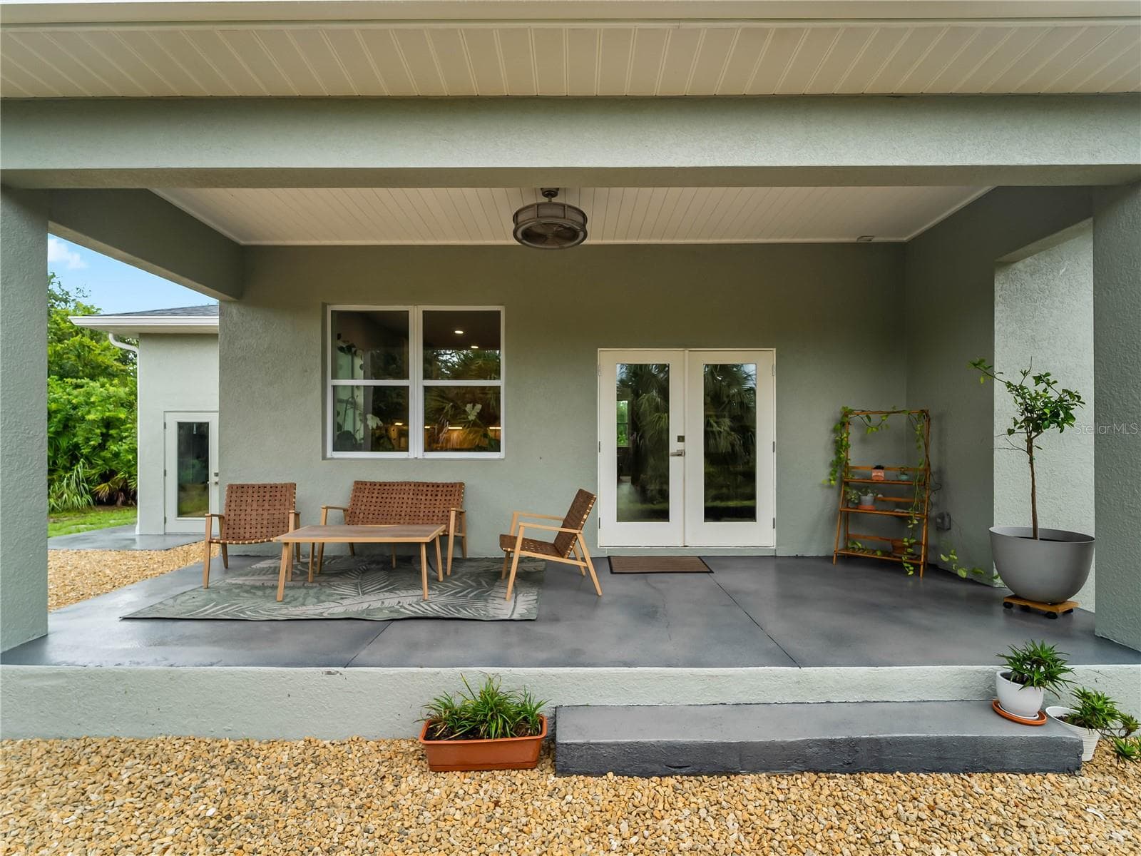 CoveredPatio_8163WalbertSt_PortCharlotte_OutdoorLiving_Wide.jpg - 8163 WALBERT ST, PORT CHARLOTTE