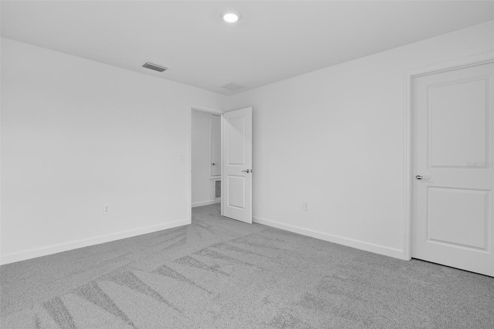 Single Family Residence at 13284 GRASSMERE CT, PUNTA GORDA, photo 19 of 30