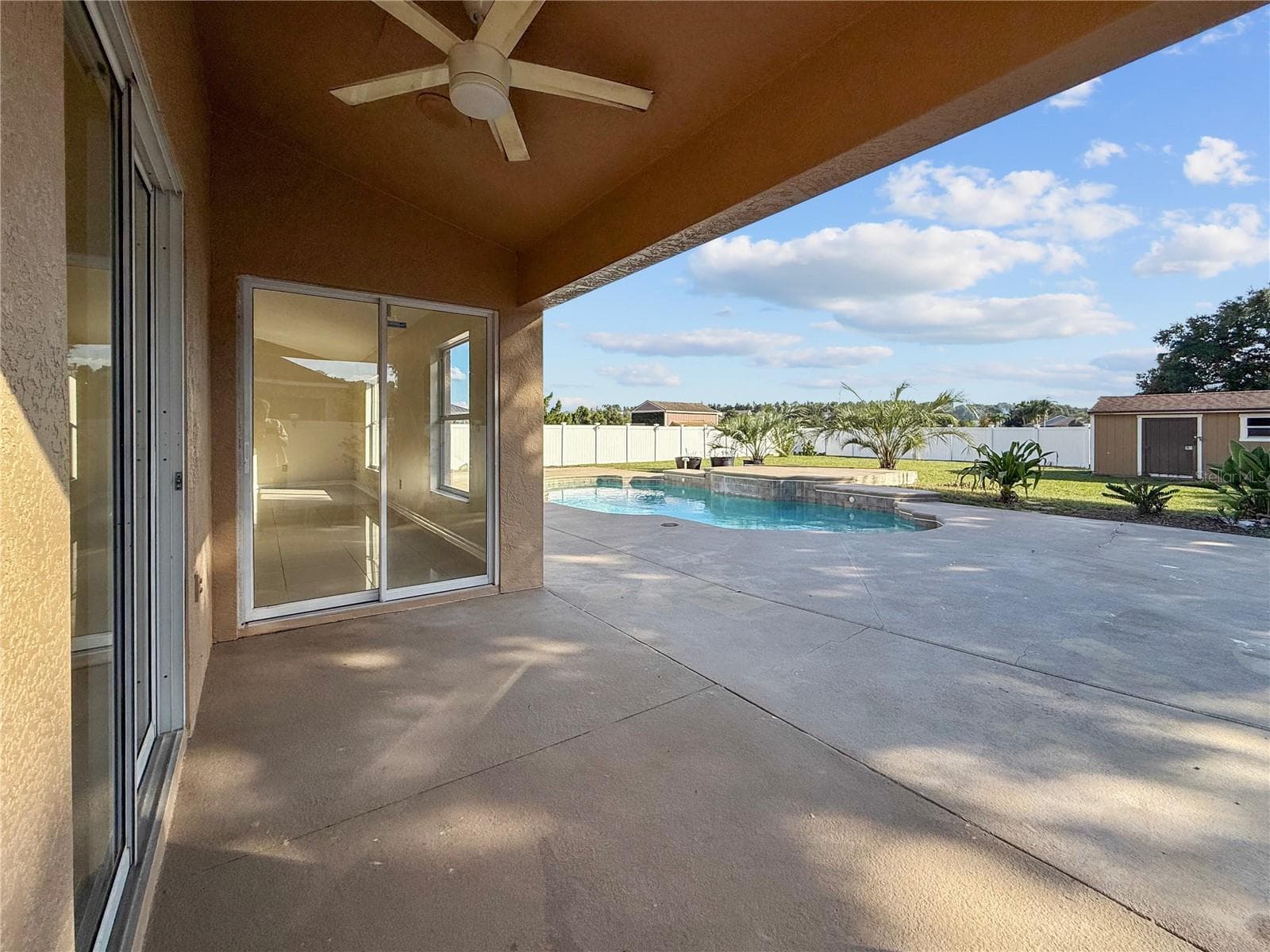 Single Family Residence at 220 VALLEY EDGE DR, MINNEOLA, photo 15 of 62