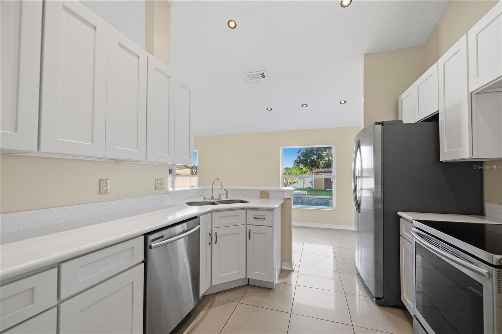 Single Family Residence at 220 VALLEY EDGE DR, MINNEOLA, photo 27 of 62