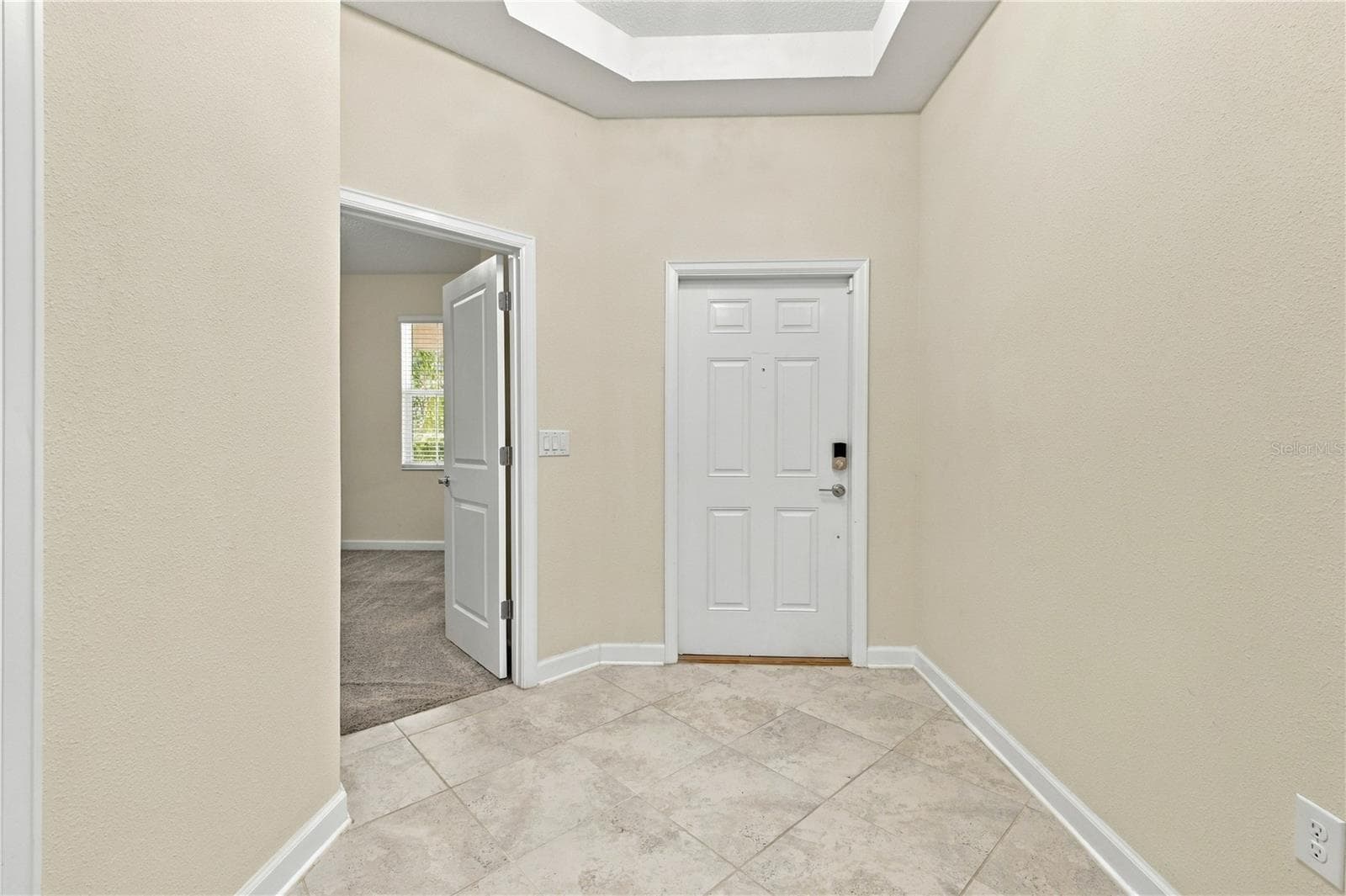 Single Family Residence at 11103 SWEETGUM WOODS DR, ORLANDO, photo 8 of 53