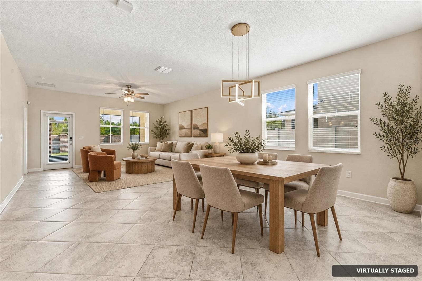 Single Family Residence at 11103 SWEETGUM WOODS DR, ORLANDO, photo 23 of 53
