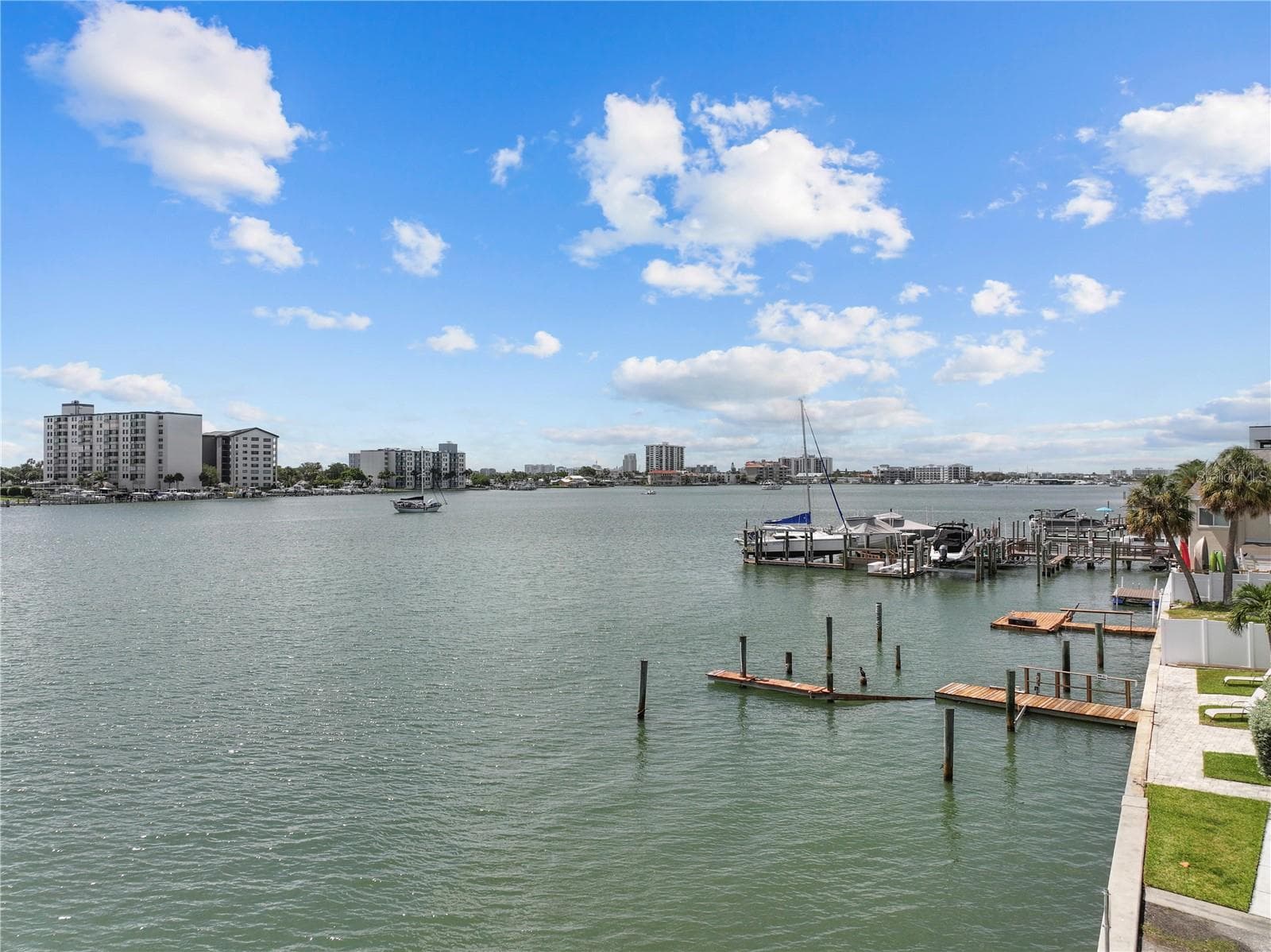 View from 2nd floor - 699 BAY ESPLANADE #201, CLEARWATER