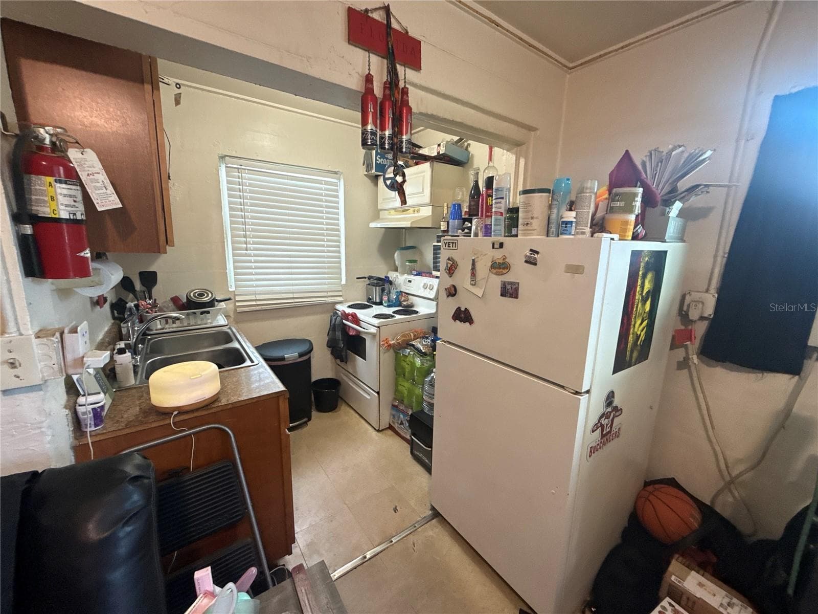 Unit C - Lease ends Dec. 13 - 4420 N CLARK AVE, TAMPA
