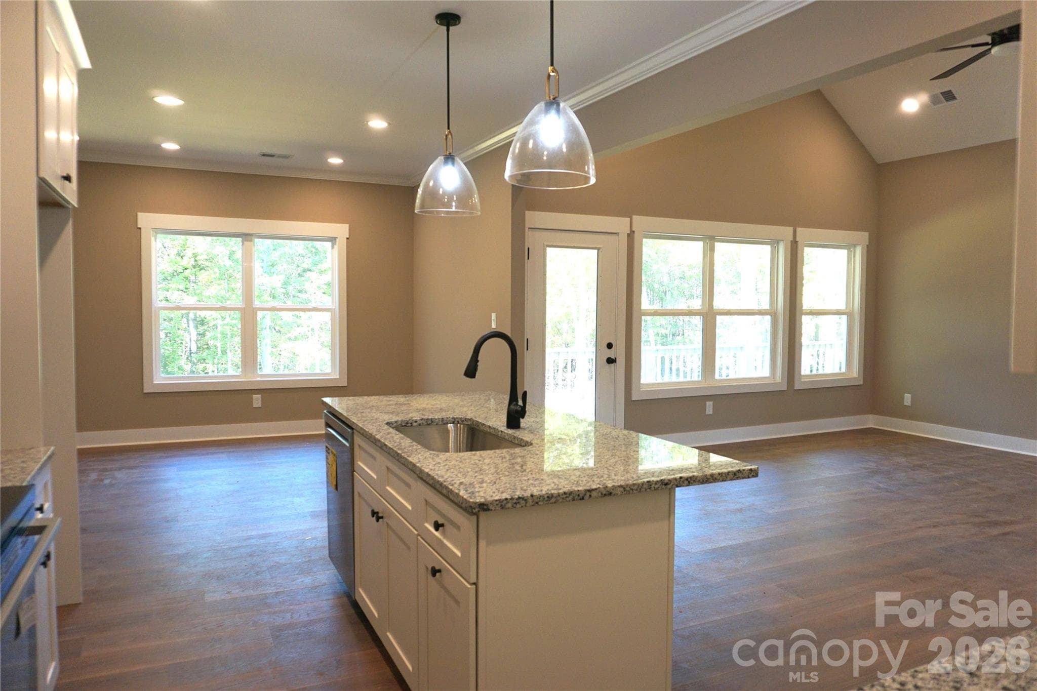 Single Family Residence at 989 Rhyne Road, Clover, photo 8 of 25