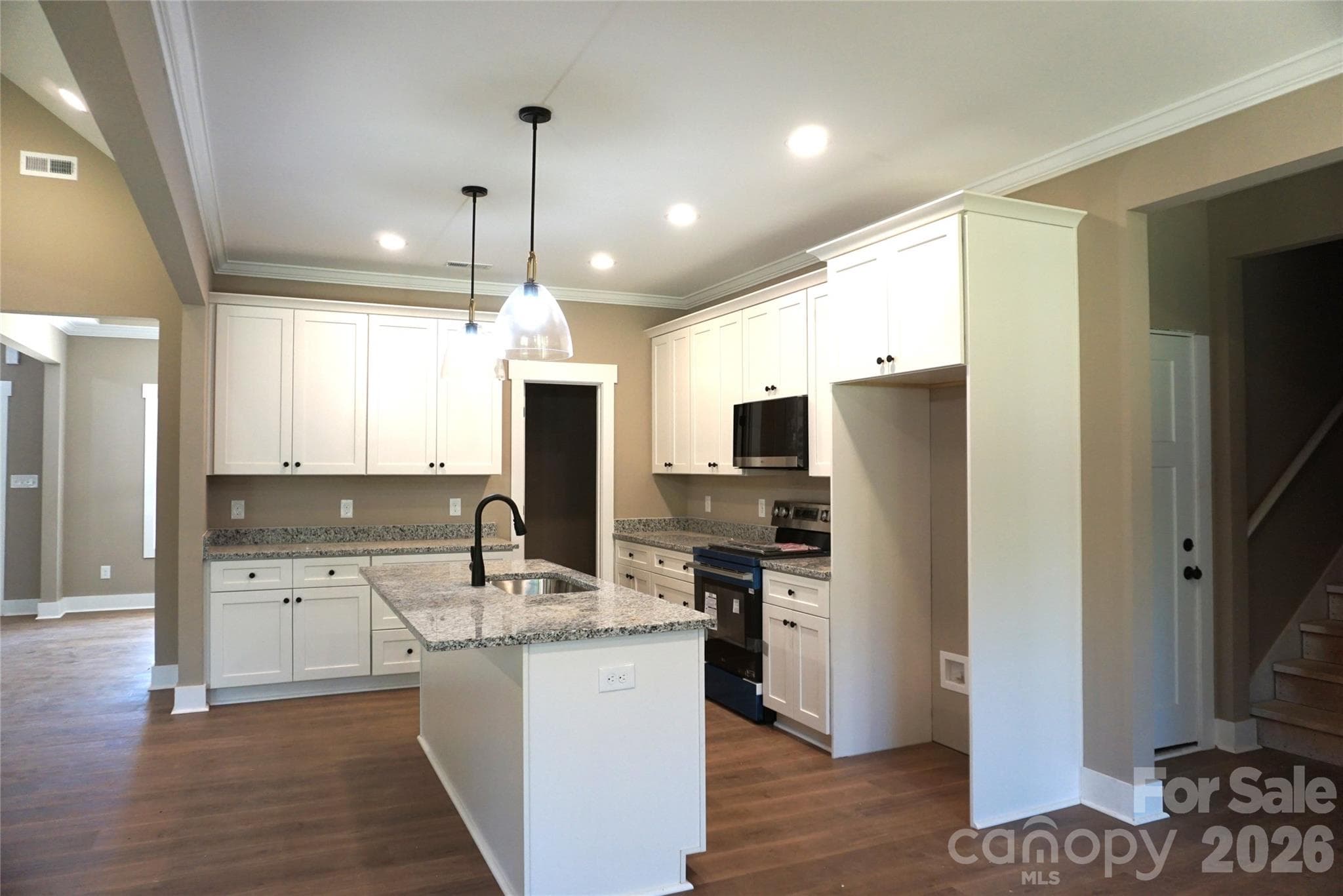 Pantry is located conveniently off the kitchen. - 989 Rhyne Road, Clover