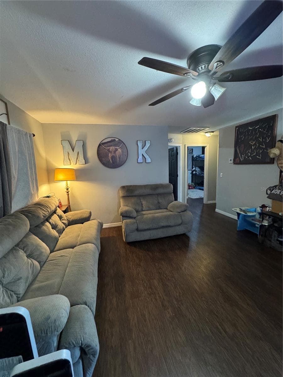 Single Family Residence at 113 HERRICK ST, AUBURNDALE, photo 8 of 38