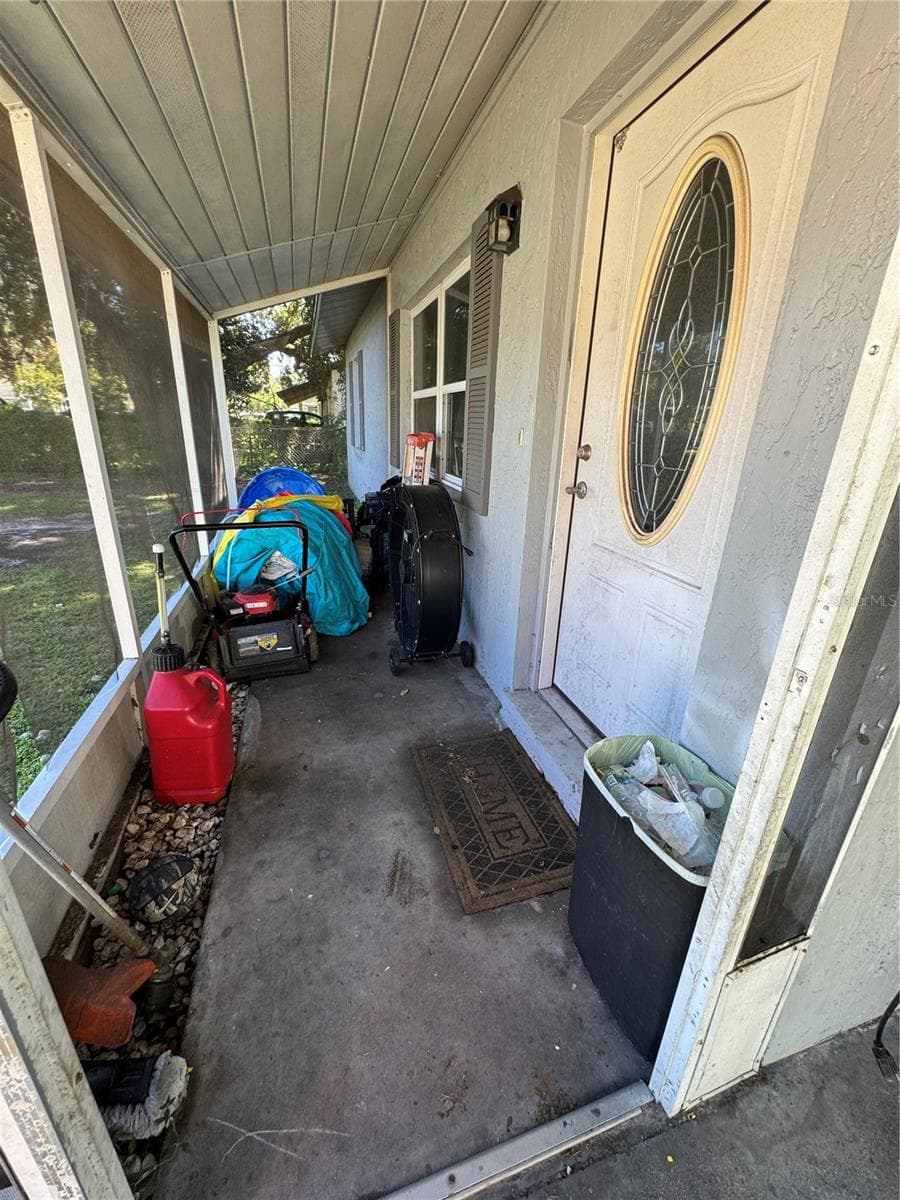 Single Family Residence at 113 HERRICK ST, AUBURNDALE, photo 31 of 38