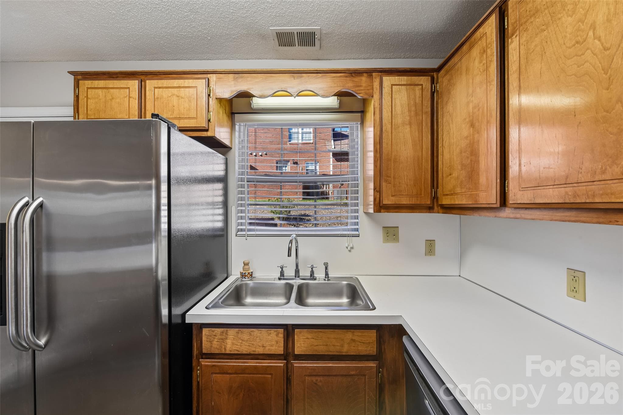 Townhouse at 102 Brandywine Drive NE, Conover, photo 12 of 23