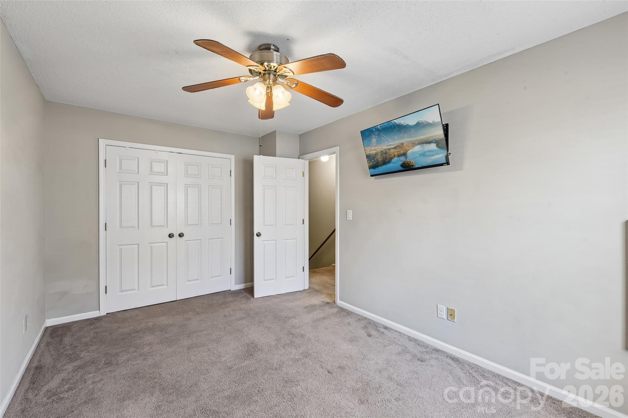 Townhouse at 102 Brandywine Drive NE, Conover, photo 19 of 23