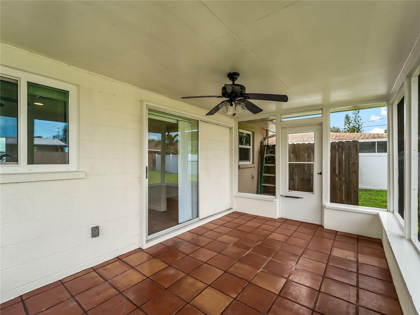 Single Family Residence at 310 GRANT RD, VENICE, photo 15 of 50