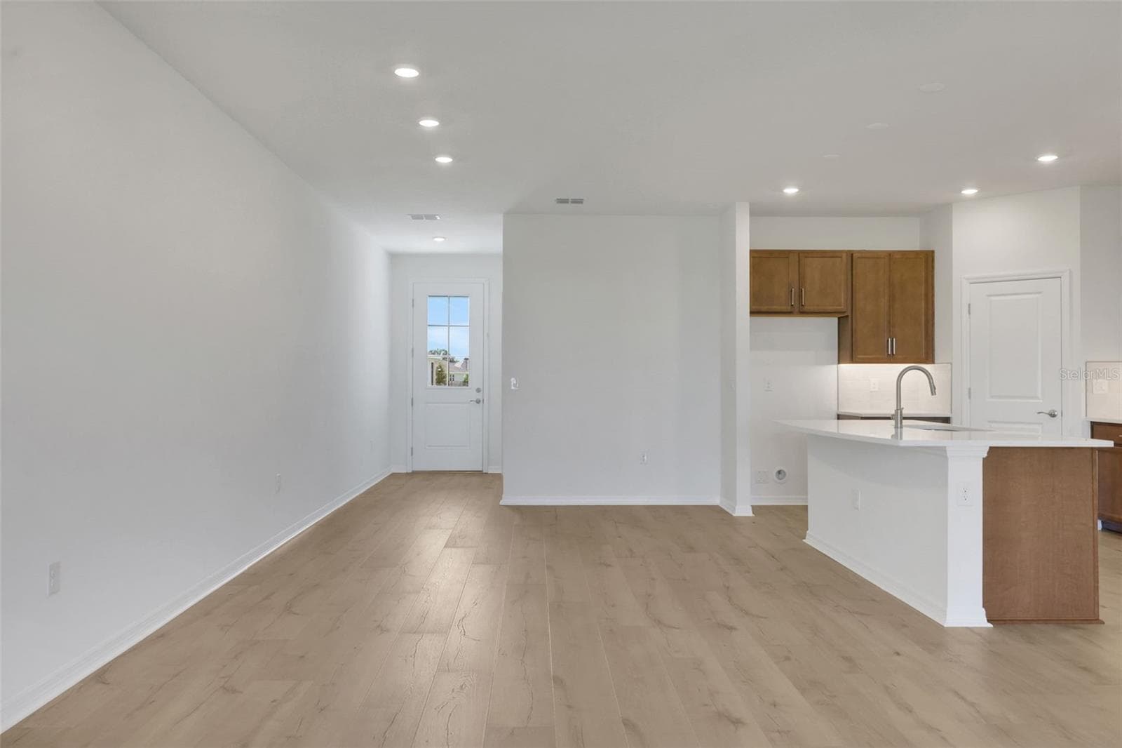 Townhouse at 7534 SEA OAK CT, PARRISH, photo 9 of 33