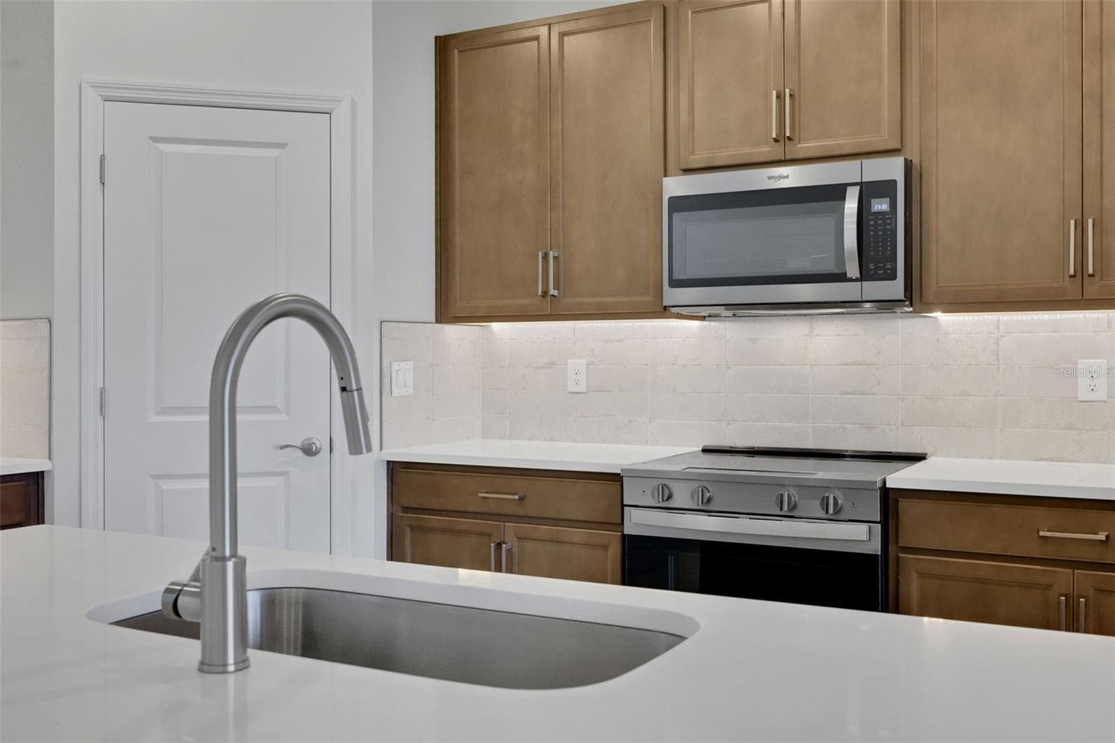 Townhouse at 7534 SEA OAK CT, PARRISH, photo 13 of 33
