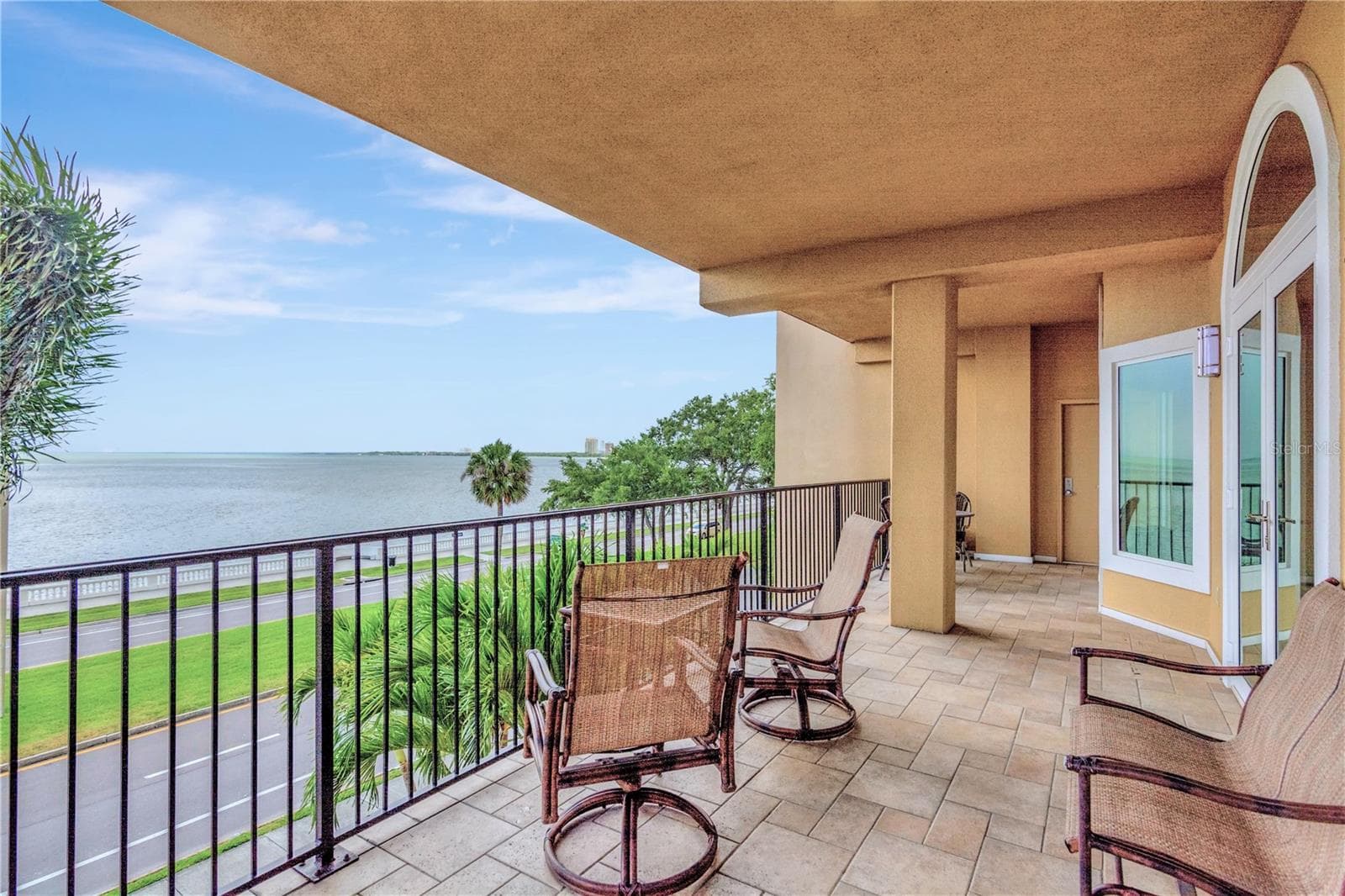 Condominium at 2419 BAYSHORE BLVD #3N, TAMPA, photo 4 of 36