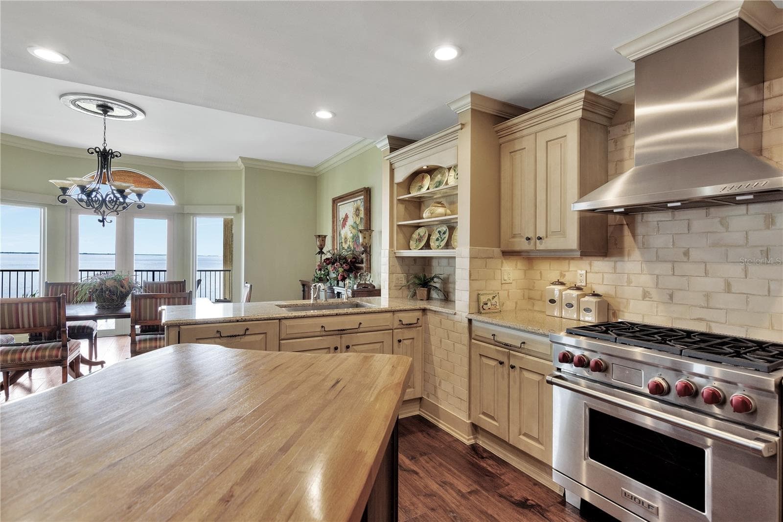 Condominium at 2419 BAYSHORE BLVD #3N, TAMPA, photo 9 of 36